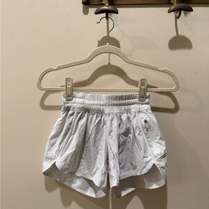 Lululemon Hotty Hot Shorts in White
